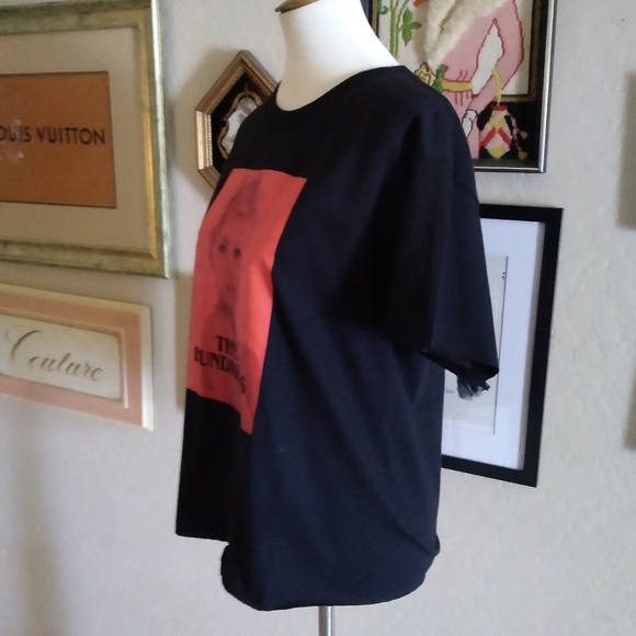 The‎ Hundreds Black and Red Logo Short Sleeve Band Tee - Picture 4 of 5
